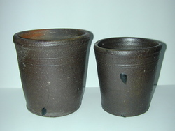 Pair of Decker flower pots which descended in the family. ai36.