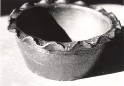 Small bowl with delicate crimped rim. illus2.